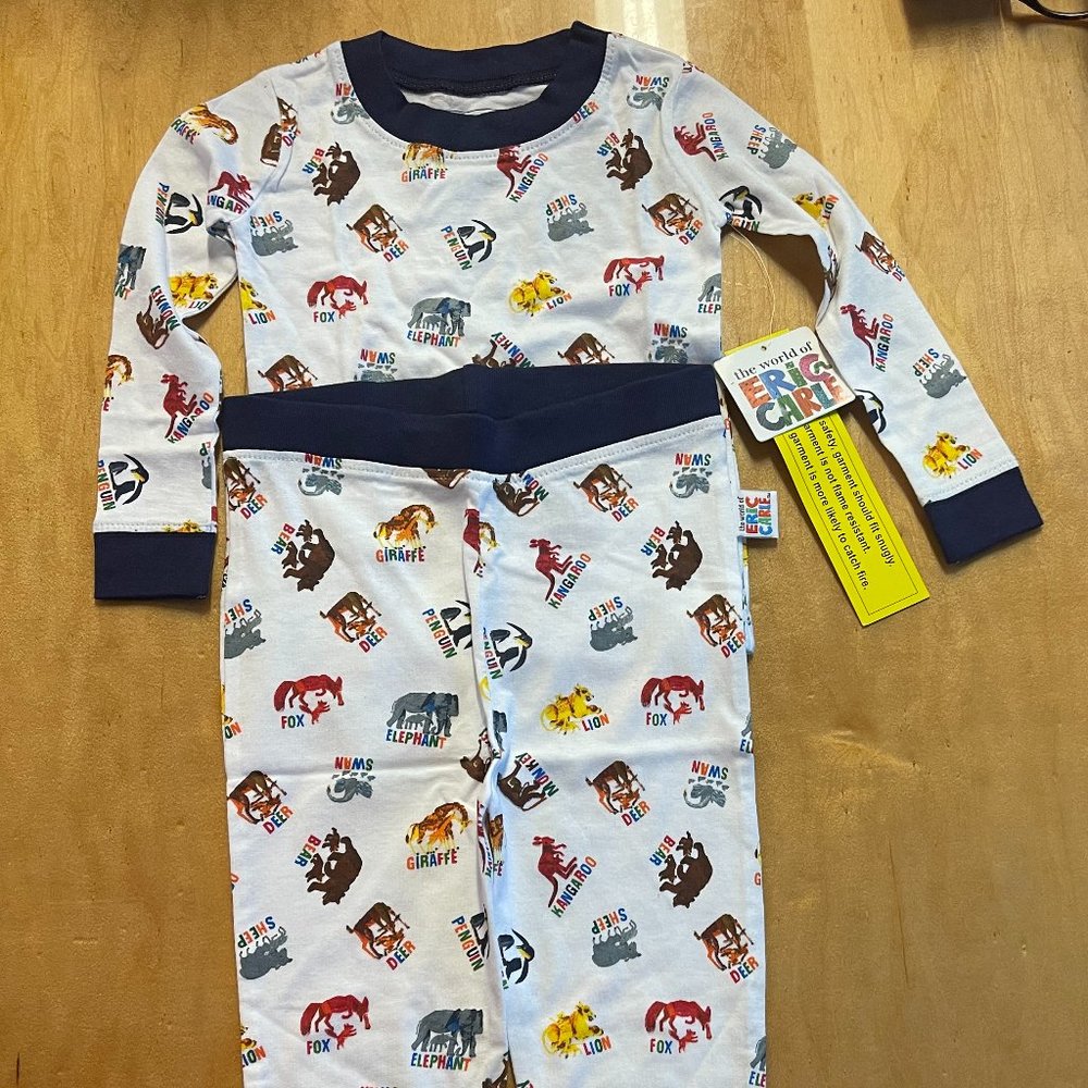 NWT! The world of Eric Carle -Pajamas Set size 24M‎